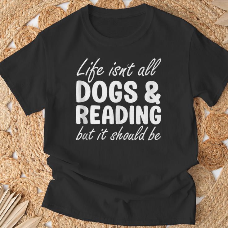 Dogs And Reading I Love Dogs I Love Reading And Books T-Shirt Gifts for Old Men