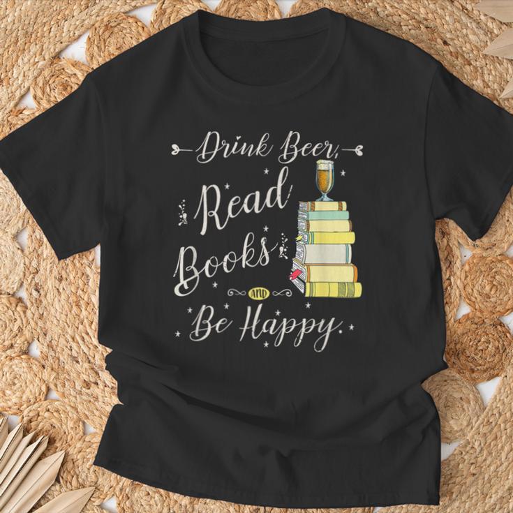 Drink Beer Read Books Be Happy Book For Readers T-Shirt Gifts for Old Men