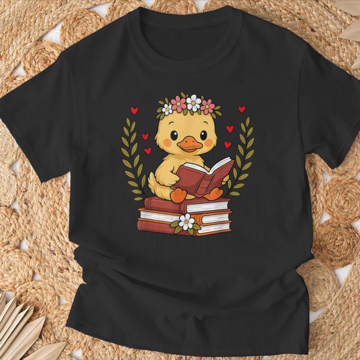 Duck Reading Book Graphic Duck With Book Floral T-Shirt Gifts for Old Men
