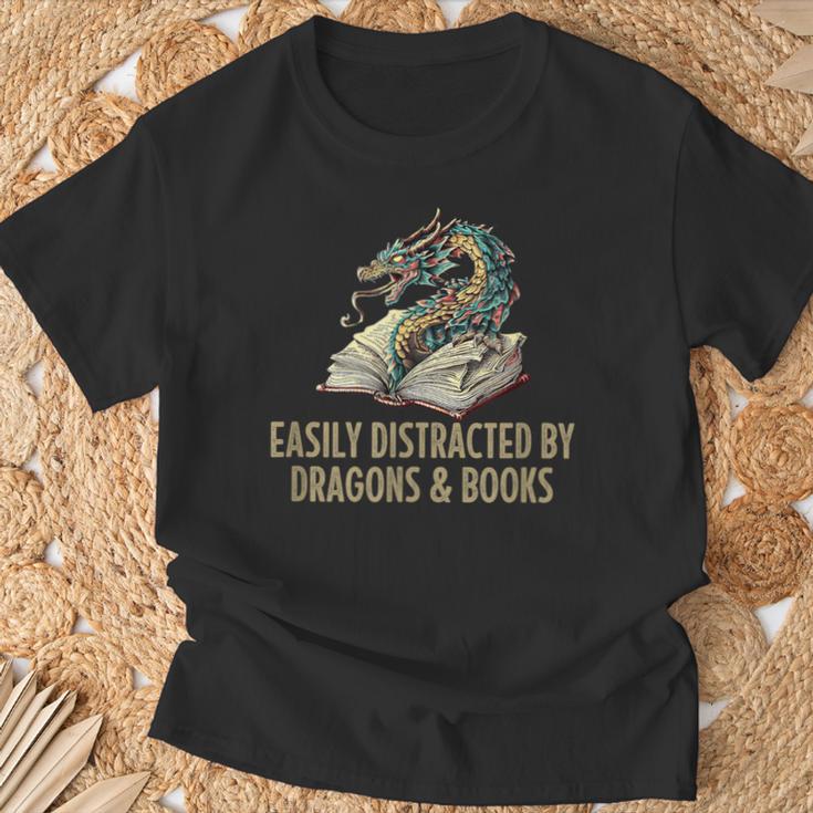 Easily Distracted By Dragons & Books Vintage Style T-Shirt Gifts for Old Men