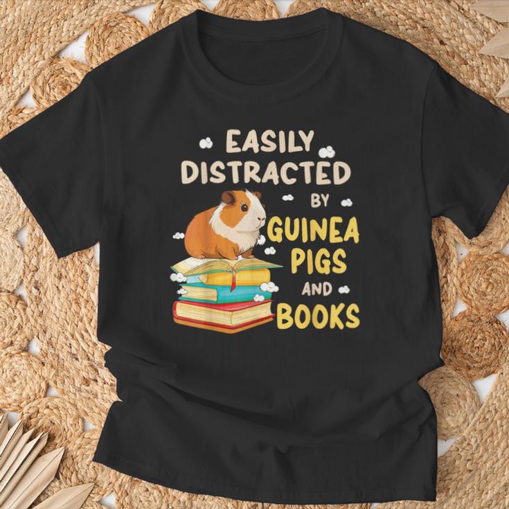 Easily Distracted By GUINEA PIGS And Books T-Shirt Gifts for Old Men