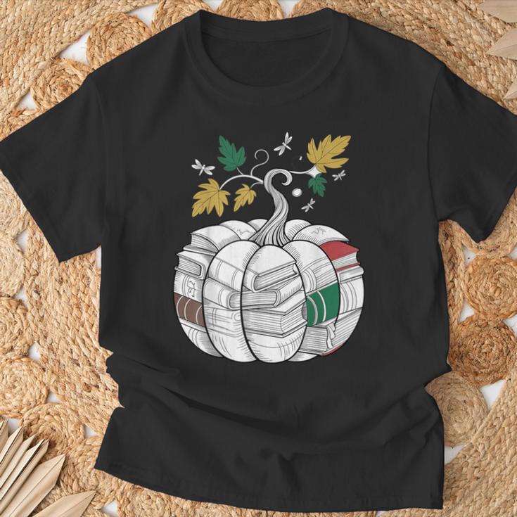 Fall Bookshelf Pumpkin Autumn Reading T-Shirt Gifts for Old Men