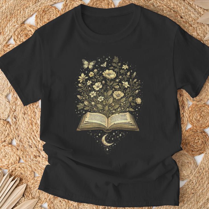 Fantasy Book Flowers Celestial Garden Stars Moon Reading T-Shirt Gifts for Old Men