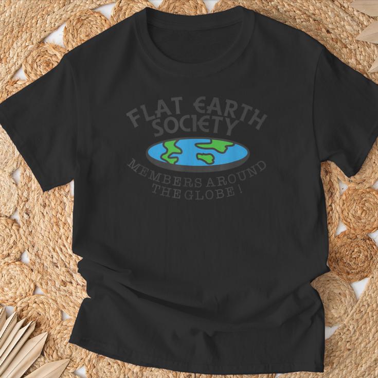 Flat Earthociety Members Around The Globe ジョーク Tシャツ 高齢者への贈り物