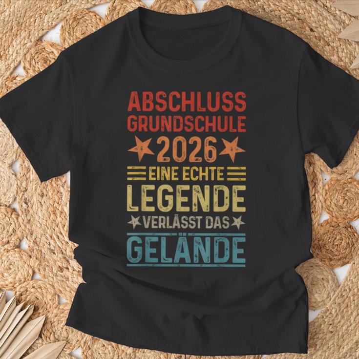 Grundschule Abschluss 2026 Eine Legendeerlässt Das Gelände T-Shirt Geschenke für alte Männer