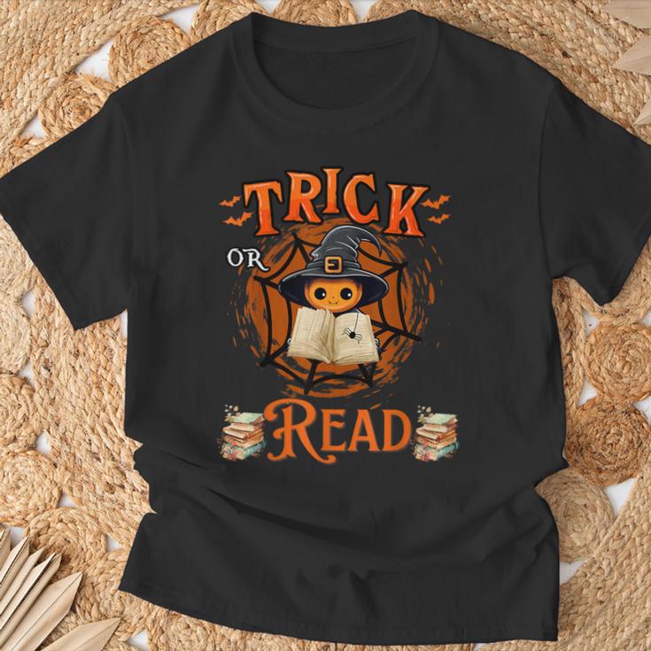 Halloween Book Lovers Librarian Teacher Library Kids Costume T-Shirt Gifts for Old Men