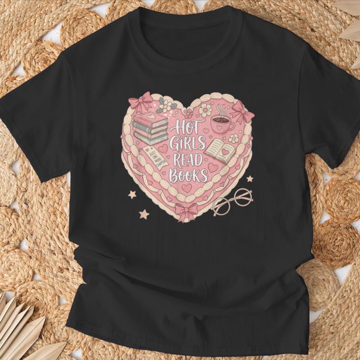 Hot Girls Read Books Cute Heart Graphic T-Shirt Gifts for Old Men Hot Girls Read Books Cute Heart Graphic T-Shirt Gifts for Old Men