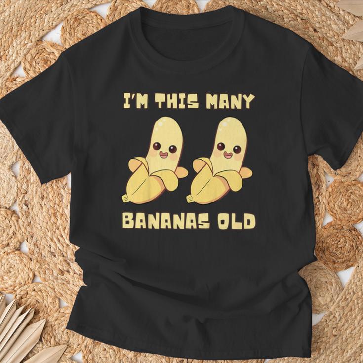 I'm This Many Bananas Old バナナ 2歳の誕生日 2歳 Tシャツ 高齢者への贈り物