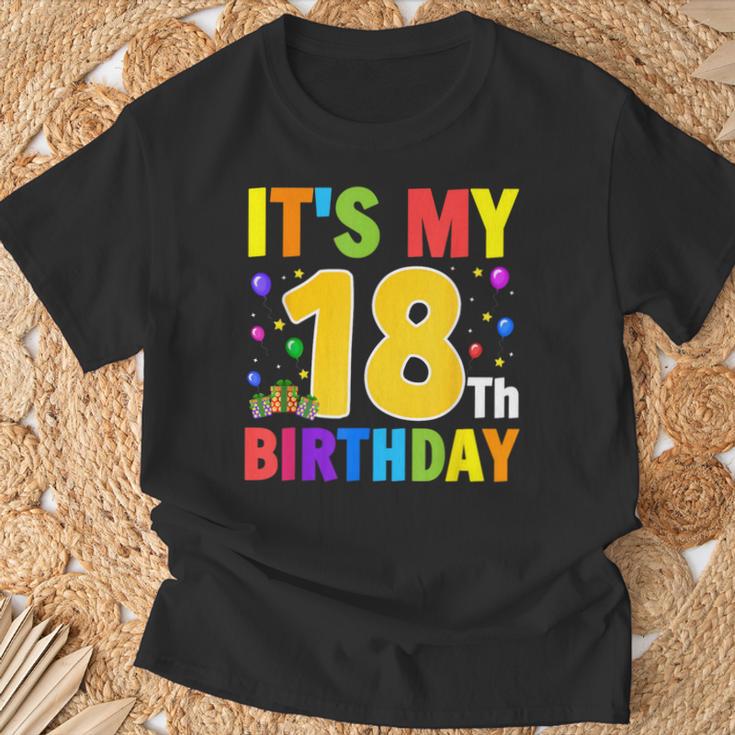 It's My 18歳の誕生日プレゼント。18歳のティーンの男の子と女の子に。 Tシャツ 高齢者への贈り物