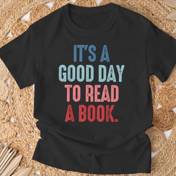It's A Good Day To Read A Book Book Lover T-Shirt Gifts for Old Men