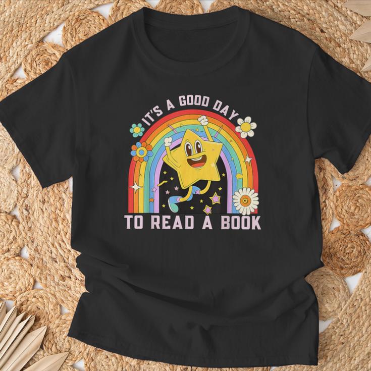 It’s a Good Day To Read a Book Shirt Book Lover Reading Tee T-Shirt Gifts for Old Men
