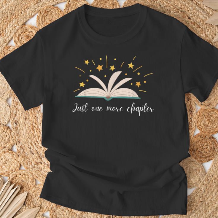 Just One More Chapter Book Lovers T-Shirt Gifts for Old Men