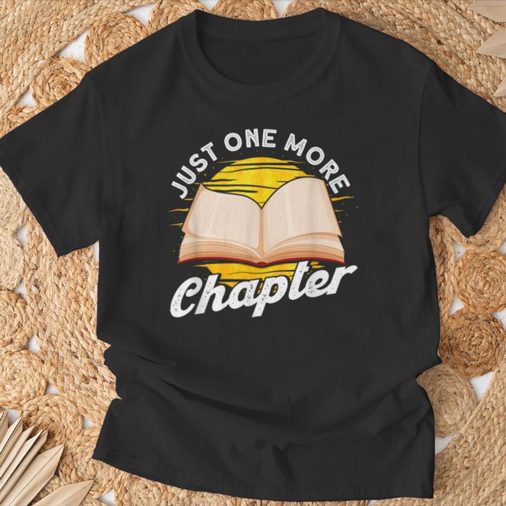 Just One More Chapter Book Reading Bookworm T-Shirt Gifts for Old Men Just One More Chapter Book Reading Bookworm T-Shirt Gifts for Old Men