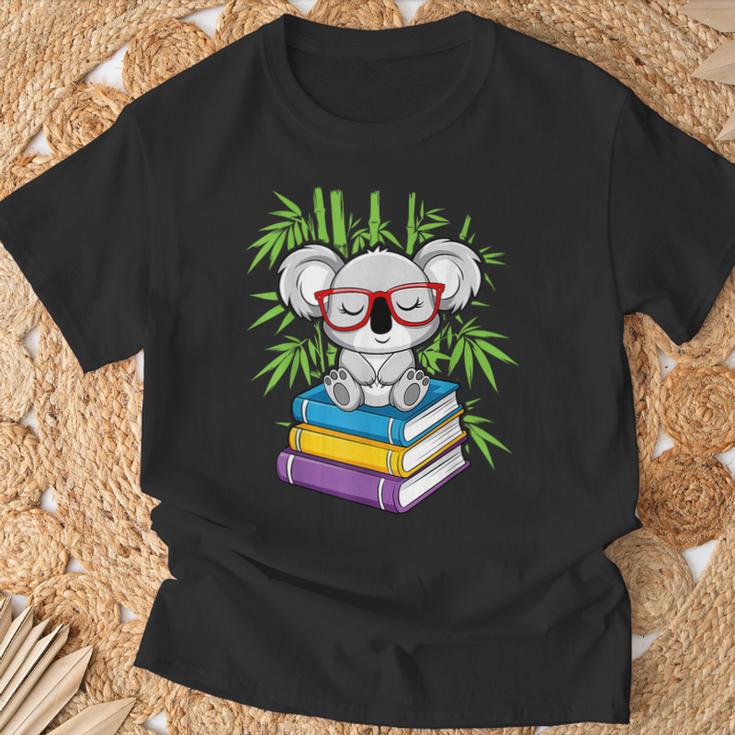 Koala Bear Librarian Reading Books Koala T-Shirt Gifts for Old Men