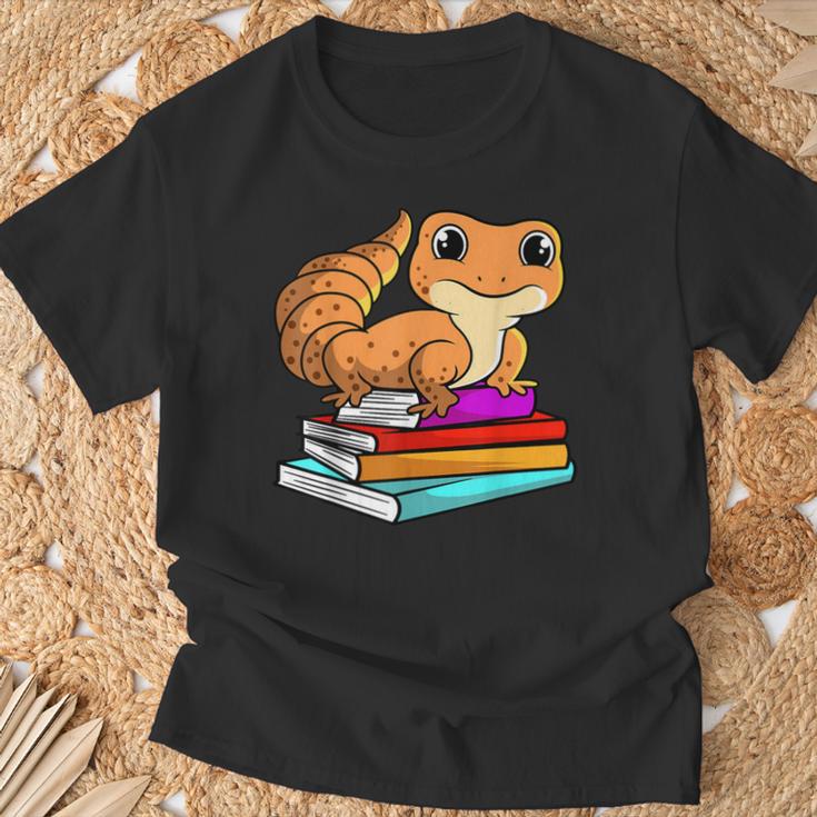 Leopard Gecko With Book Lizard Reptile Lover T-Shirt Gifts for Old Men
