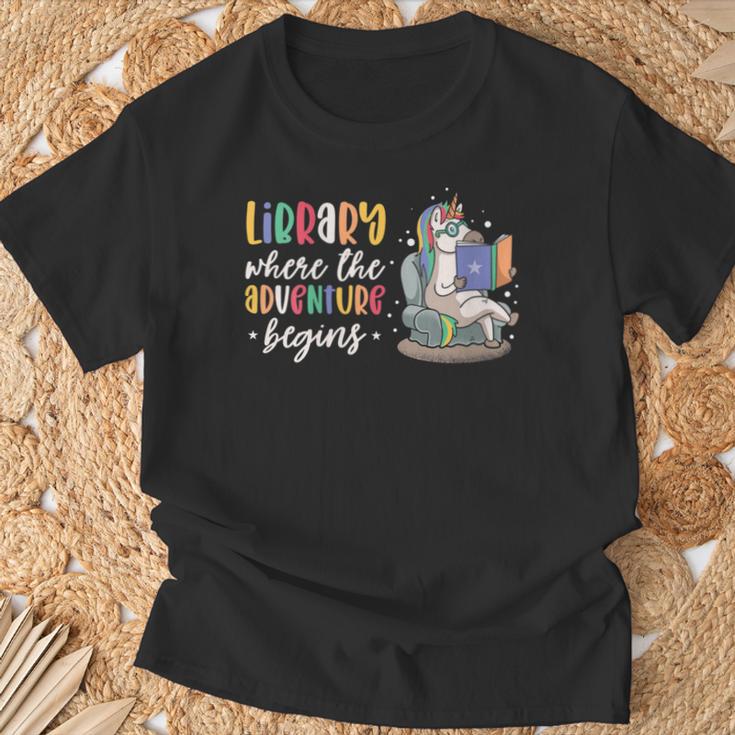 Librarian Book Reader Reading Unicorn Adventure T-Shirt Gifts for Old Men