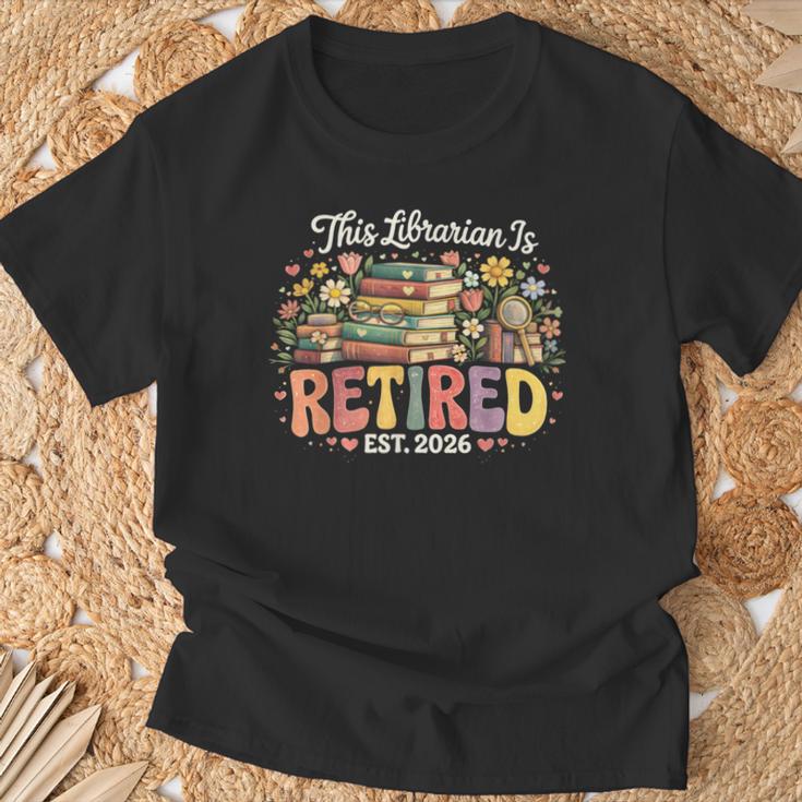 This Librarian Is Retired 2026 Book Lover Retirement Reading T-Shirt Gifts for Old Men