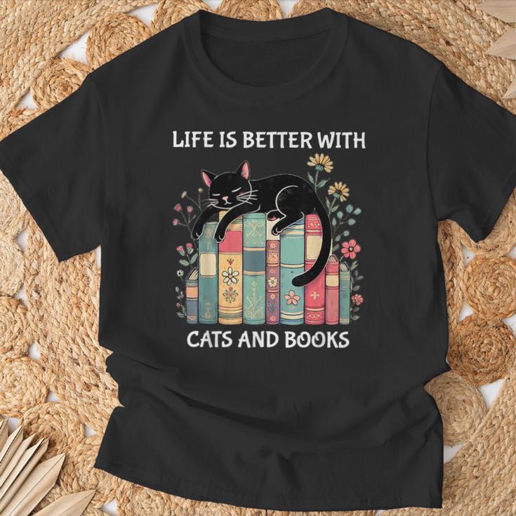 Life Is Better With Cats And Books Cute Cat Lover T-Shirt Gifts for Old Men
