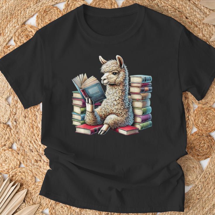 Llama Reading Book Reader Bookworm Alpaca Lover T-Shirt Gifts for Old Men