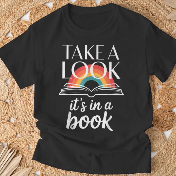 Take A Look Its In A Book Retro Reading Bookworm Librarian T-Shirt Gifts for Old Men