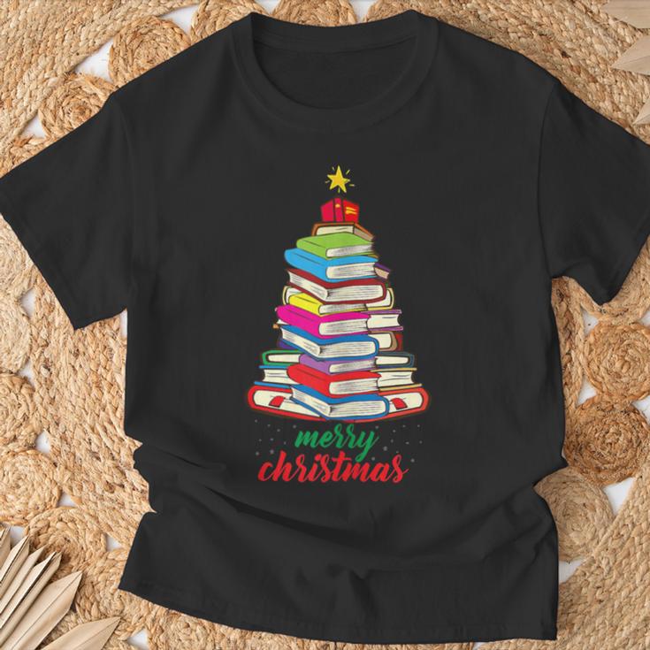 Merry Christmas Tree Book Reading Librarian T-Shirt Gifts for Old Men
