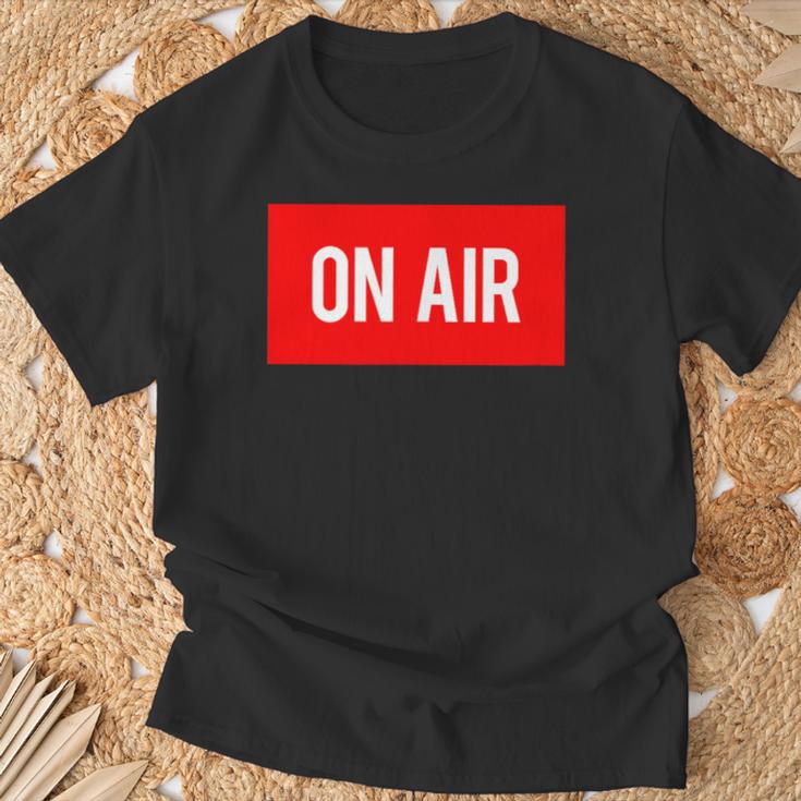 On Air レトロ Dj マイク ポッドキャスト ヴィンテージ バイブ ギフト Tシャツ 高齢者への贈り物