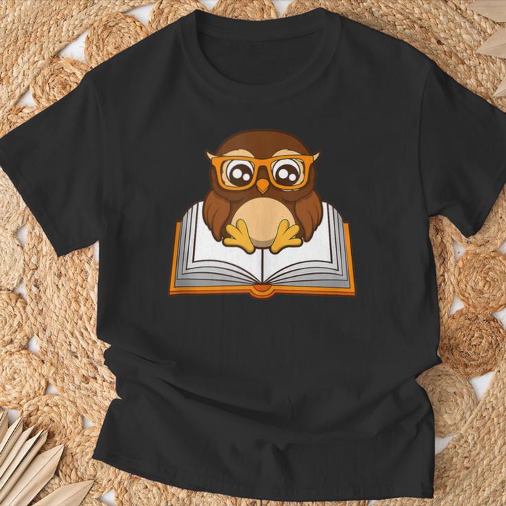 Owl Book Literature Book Reading T-Shirt Gifts for Old Men