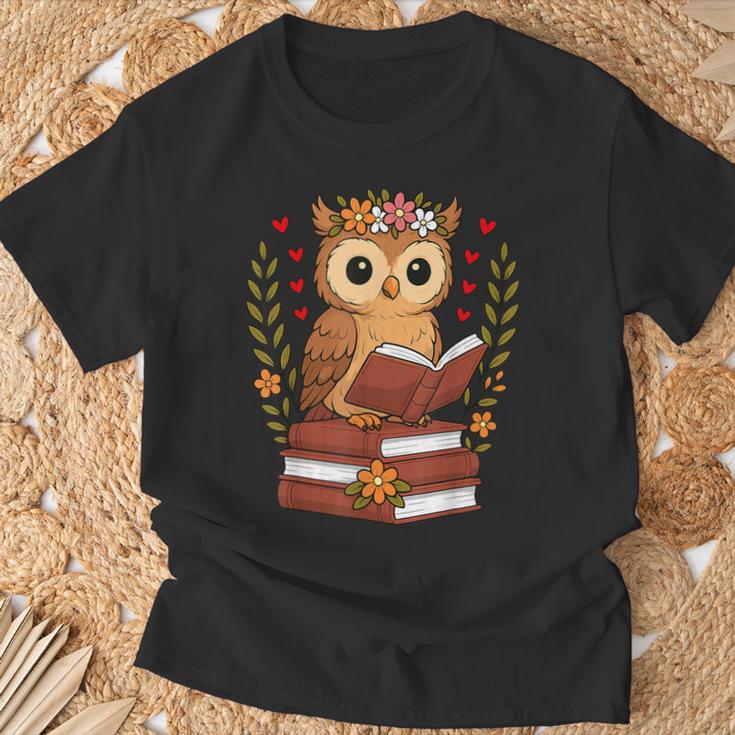 Owl Reading Book Graphic Owl With Book Floral T-Shirt Gifts for Old Men Owl Reading Book Graphic Owl With Book Floral T-Shirt Gifts for Old Men
