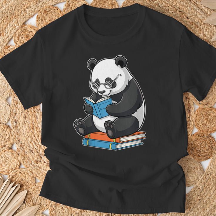 Panda With Glasses Reading Book Librarian Panda T-Shirt Gifts for Old Men