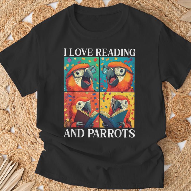 Parrot Love Reading And Parrots Child Book Lover T-Shirt Gifts for Old Men