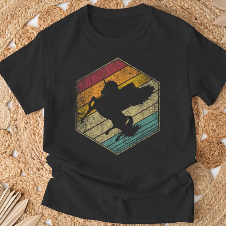 Pegasus Horse Unicorn Books Magic Reading Retro Fantasy T-Shirt Gifts for Old Men