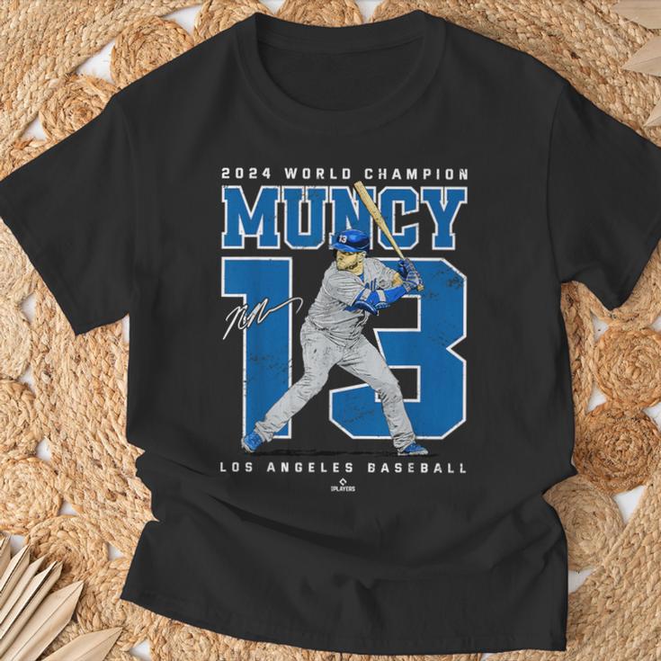Player Number 2024 World Champion Max Muncy Los Angeles Tシャツ 高齢者への贈り物