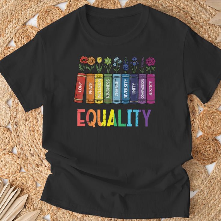 Rainbow Gay Books Flowers Equality LGBTQ Pride Women Men T-Shirt Gifts for Old Men