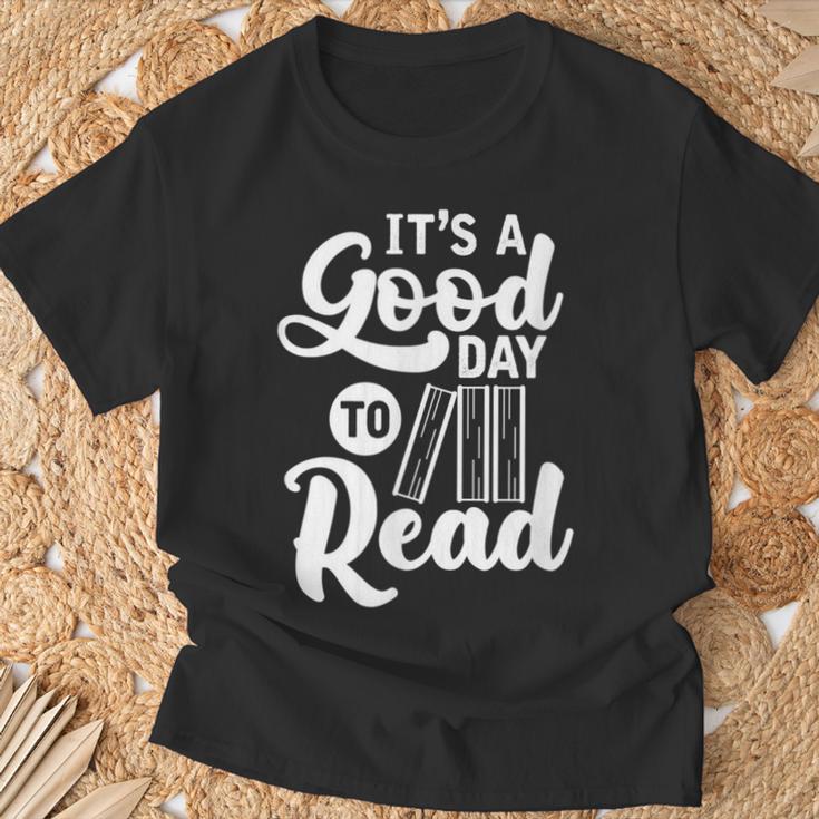 Reading Book Reader Bookworm Librarian Teacher Student Men Women T-Shirt Gifts for Old Men