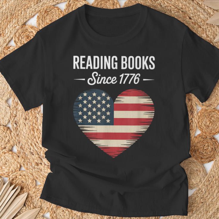 Reading Books Since 1776 American Reading Pride T-Shirt Gifts for Old Men