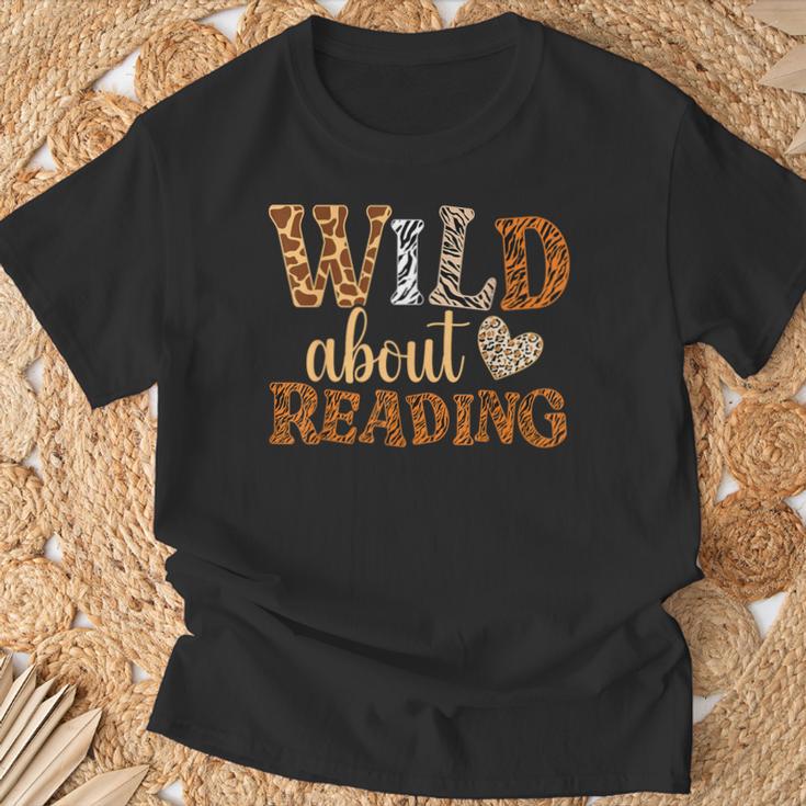 Reading Lover Wild About Reading Reading Books And Bookworm T-Shirt Gifts for Old Men