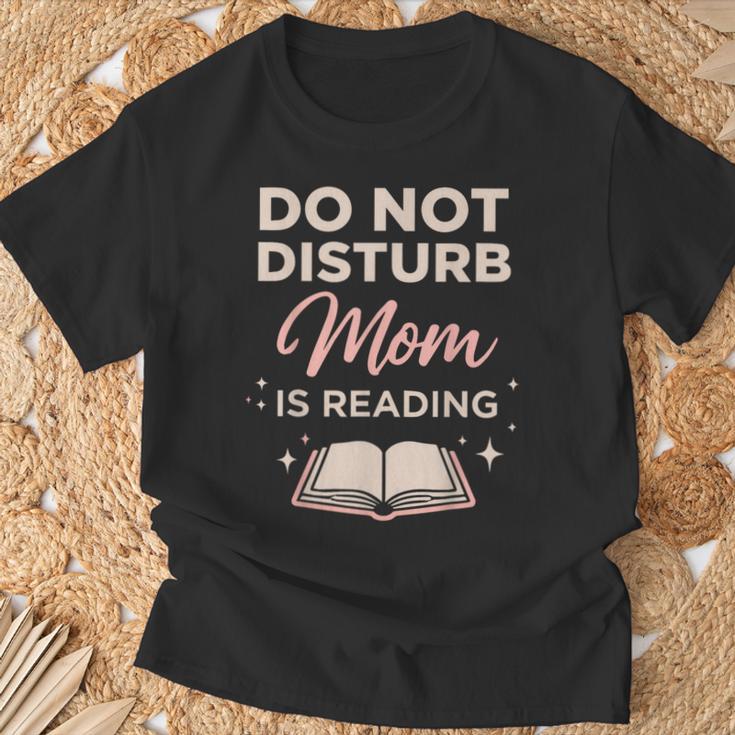 Reading Mom Bookish Mother Book Lover T-Shirt Gifts for Old Men Reading Mom Bookish Mother Book Lover T-Shirt Gifts for Old Men