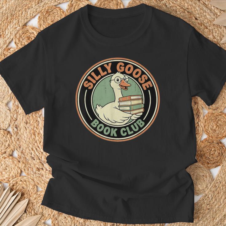 Silly Goose Book Club For Readers Bookish T-Shirt Gifts for Old Men Silly Goose Book Club For Readers Bookish T-Shirt Gifts for Old Men