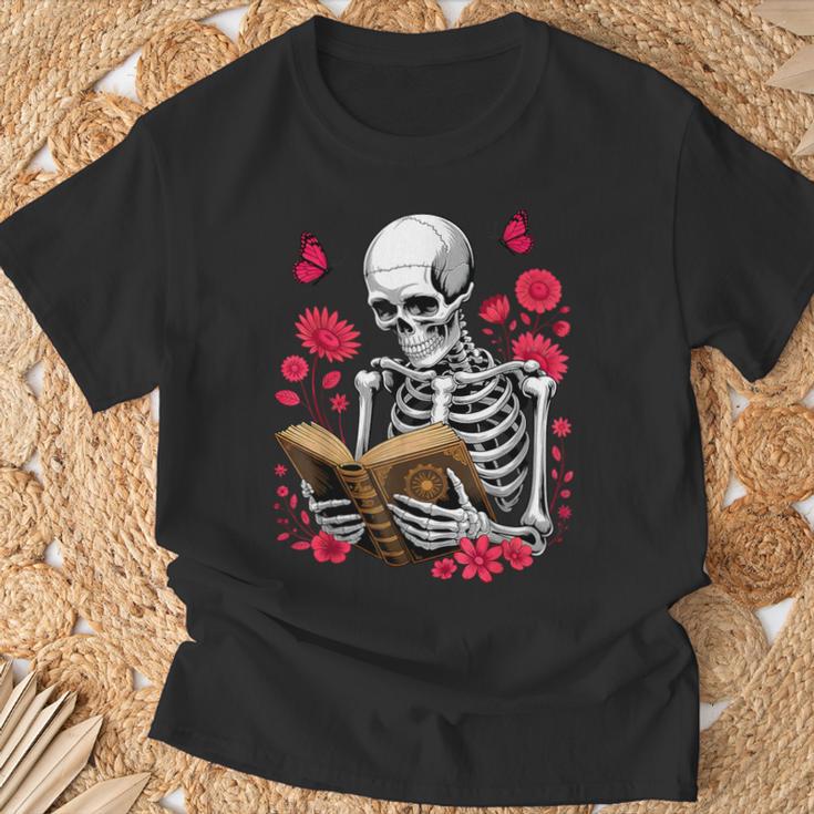 Skeleton Reading Book Lover Floral Flowers Bookish Bookworm T-Shirt Gifts for Old Men
