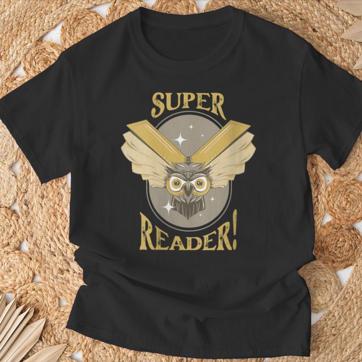 Super Reader Owl Bookmarks Reading Librarian Nocturnal Book T-Shirt Gifts for Old Men