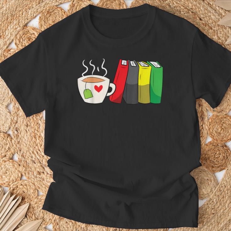Tea And Bookworm Love Books And Tea T-Shirt Gifts for Old Men