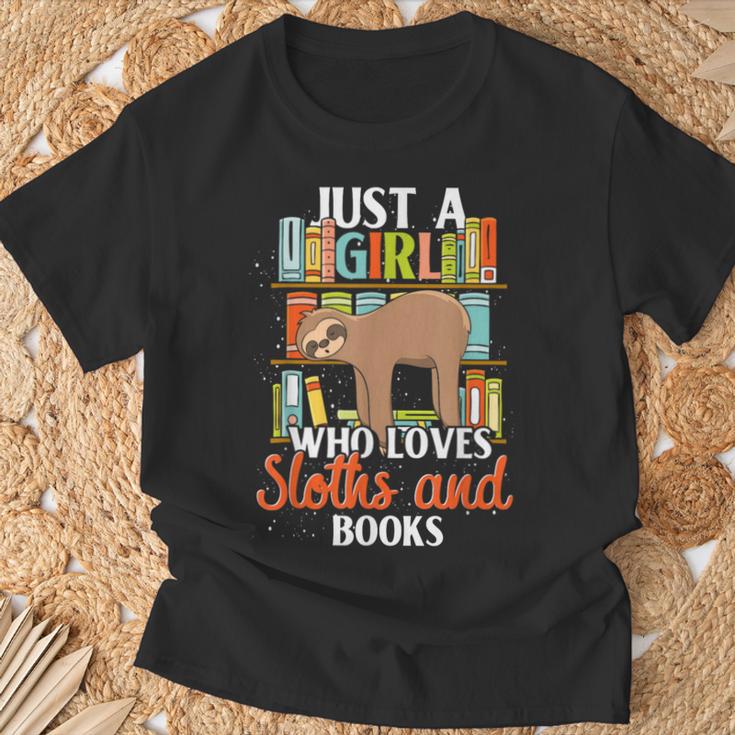 Tropical Zoo Animal Books Reading Sleeping Sloth Girl T-Shirt Gifts for Old Men