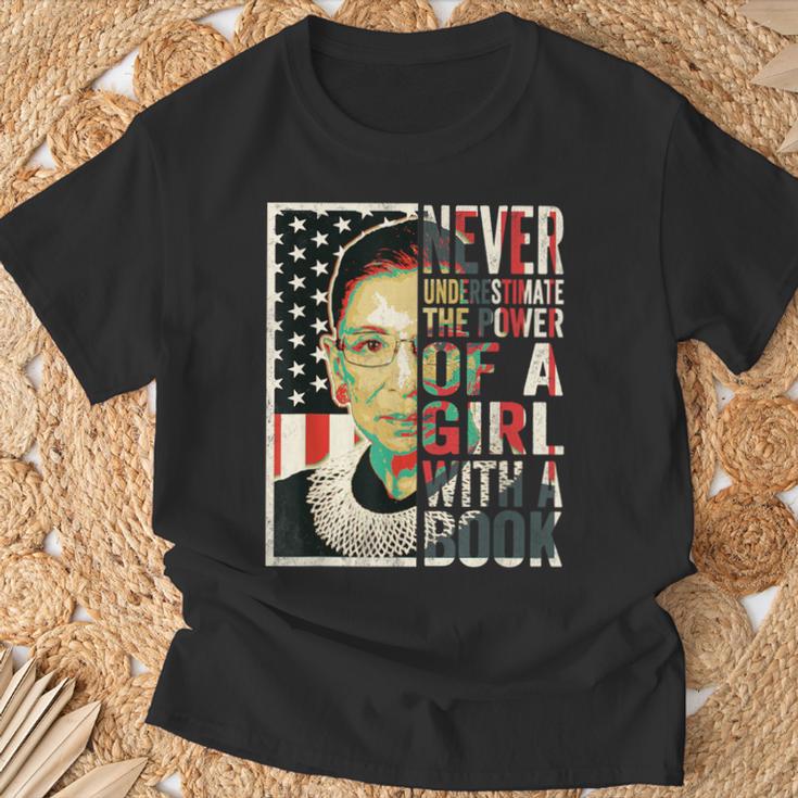 Never Underestimate The Power Of A Girl With A Book T-Shirt T-Shirt Gifts for Old Men