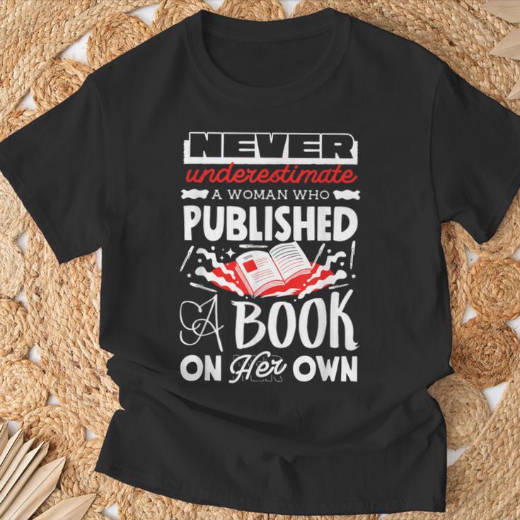 Never Underestimate Published Author Novelist Book Author T-Shirt Gifts for Old Men