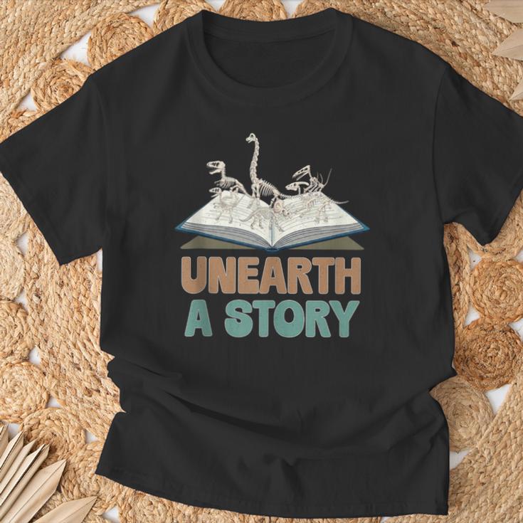 Unearth A Story Skeleton Dinosaur Book Summer Reading 2026 T-Shirt Gifts for Old Men