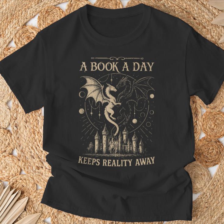 Vintage A Book a Day Keeps Reality Away Spicy Book Readers T-Shirt Gifts for Old Men