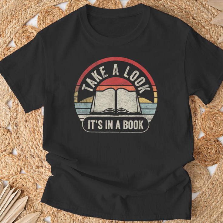 Vintage Retro Take A Look It's In A Book Bookworm Reading T-Shirt Gifts for Old Men