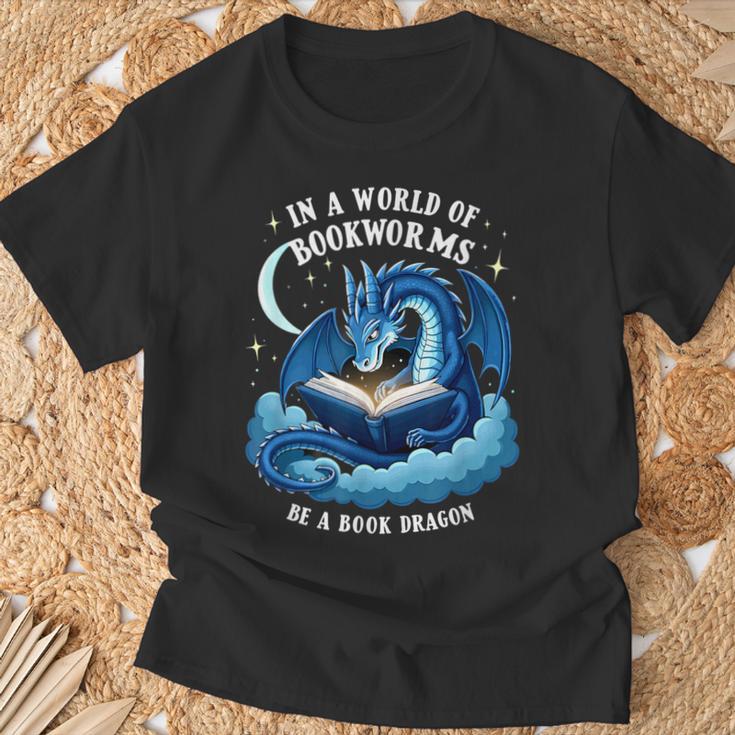 Vintage In A World Of Bookworms Be A Book Dragon T-Shirt Gifts for Old Men