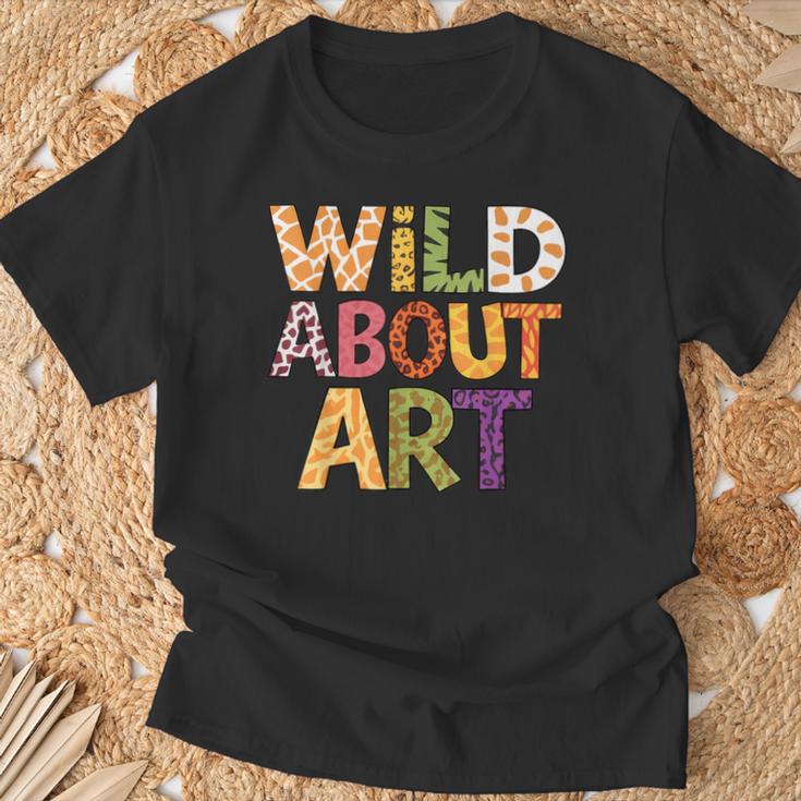 Wild About Art Books Animal Safari Children's Art Teacher T-Shirt Gifts for Old Men