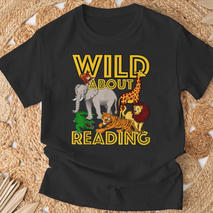 Wild About Reading Back To School Teacher Books Read T-Shirt Gifts for Old Men